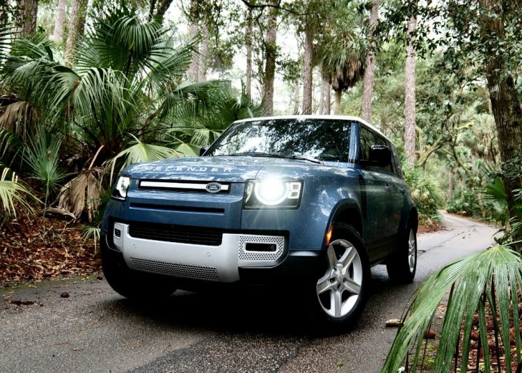 Exploring a marine forest in the New Land Rover Defender 110 [Review]